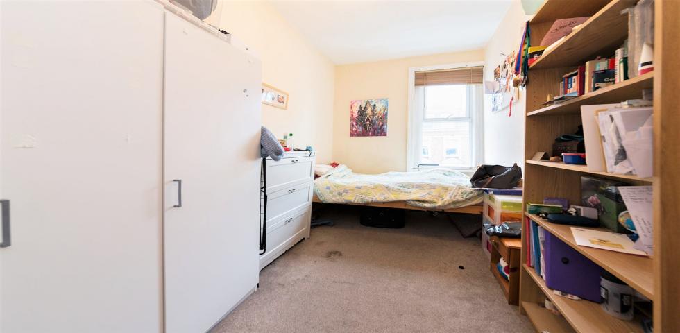 			NEW INSTRUCTION, 3 Bedroom, 1 bath, 1 reception Flat			 West End Lane, WEST HAMPSTEAD